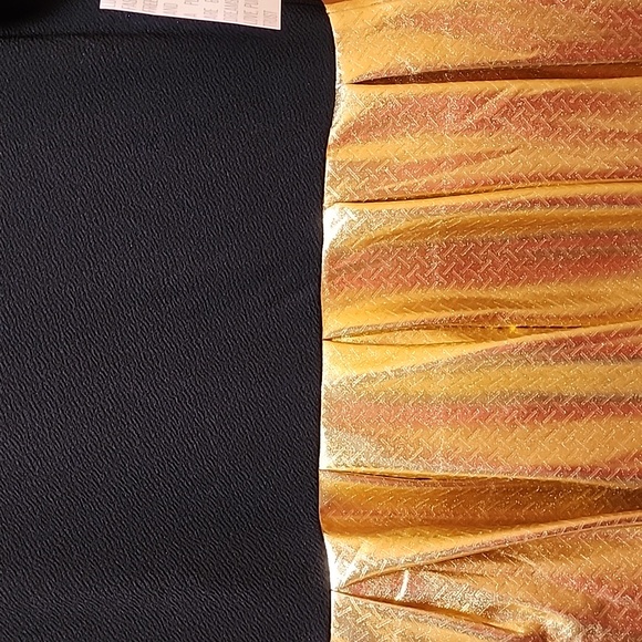 Lularoe Amelia - Elegant Collection (Has Pockets!) - Picture 2 of 3